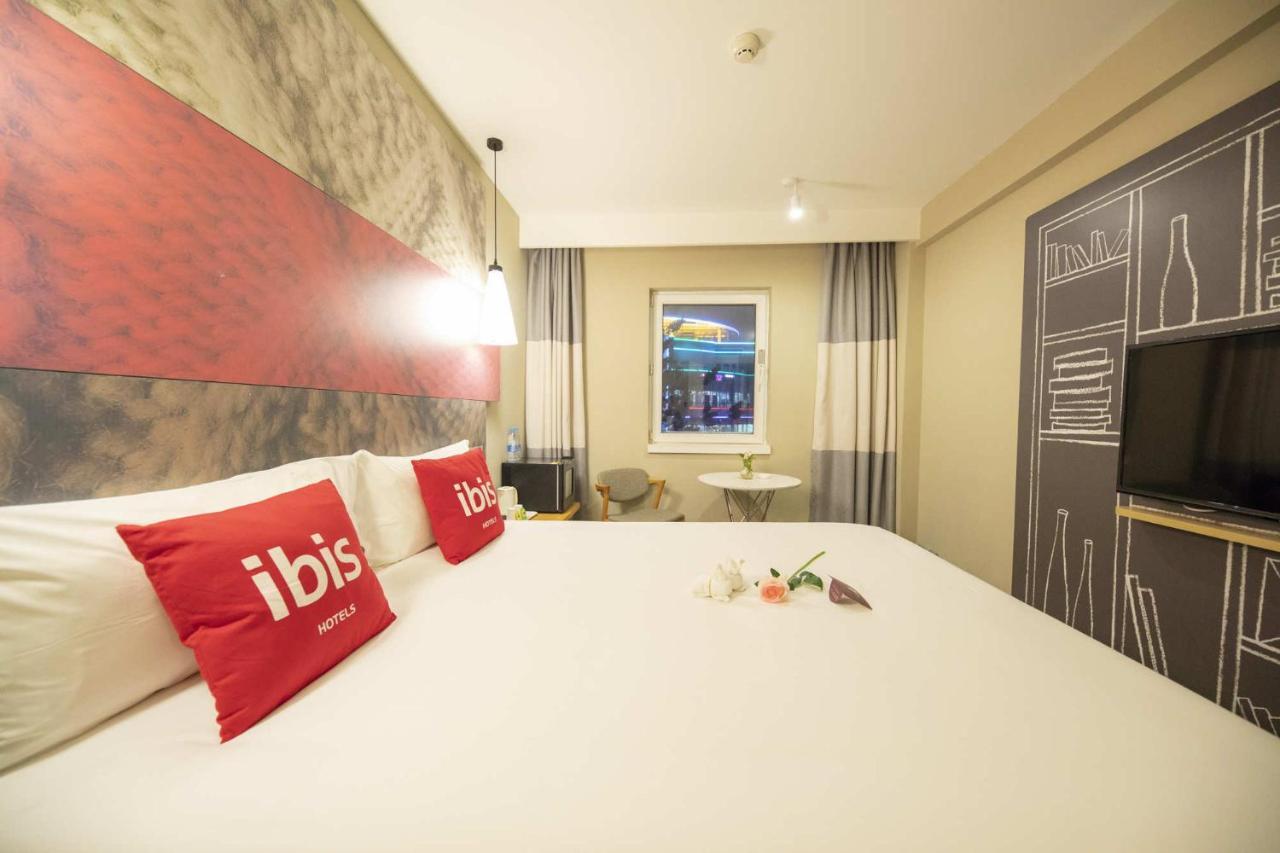 Ibis Tianjin Teda Hotel Buitenkant foto