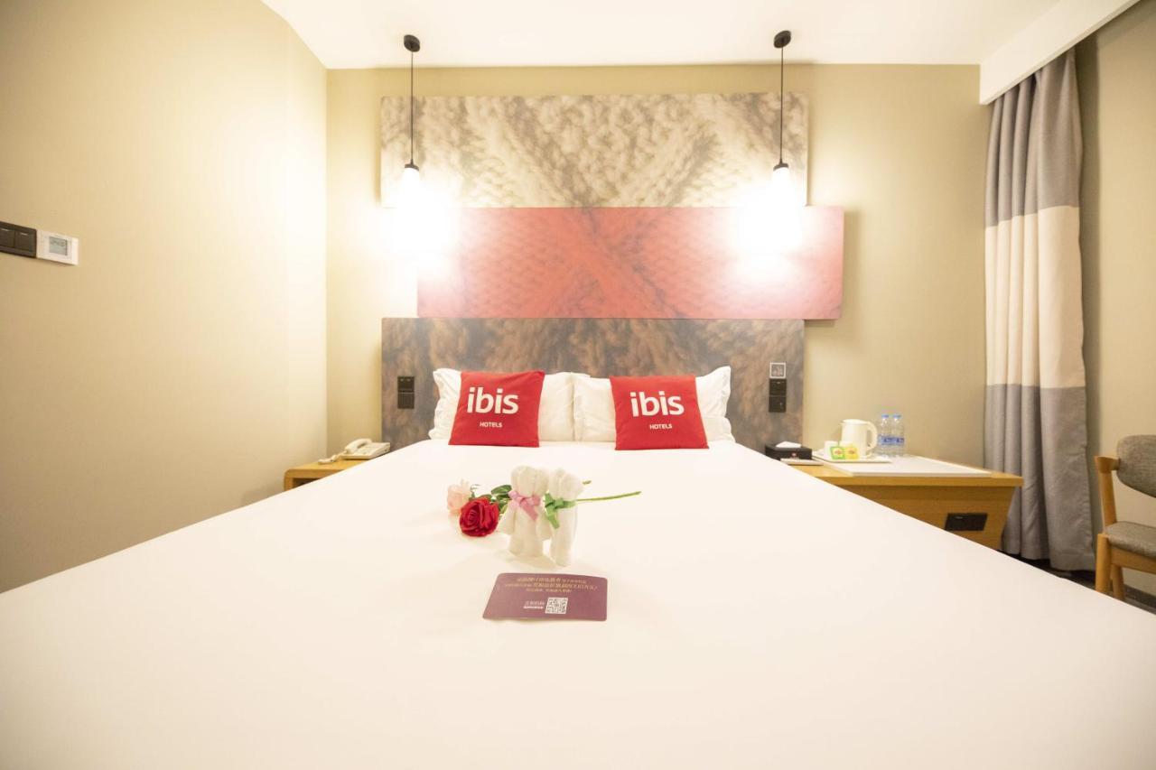 Ibis Tianjin Teda Hotel Buitenkant foto