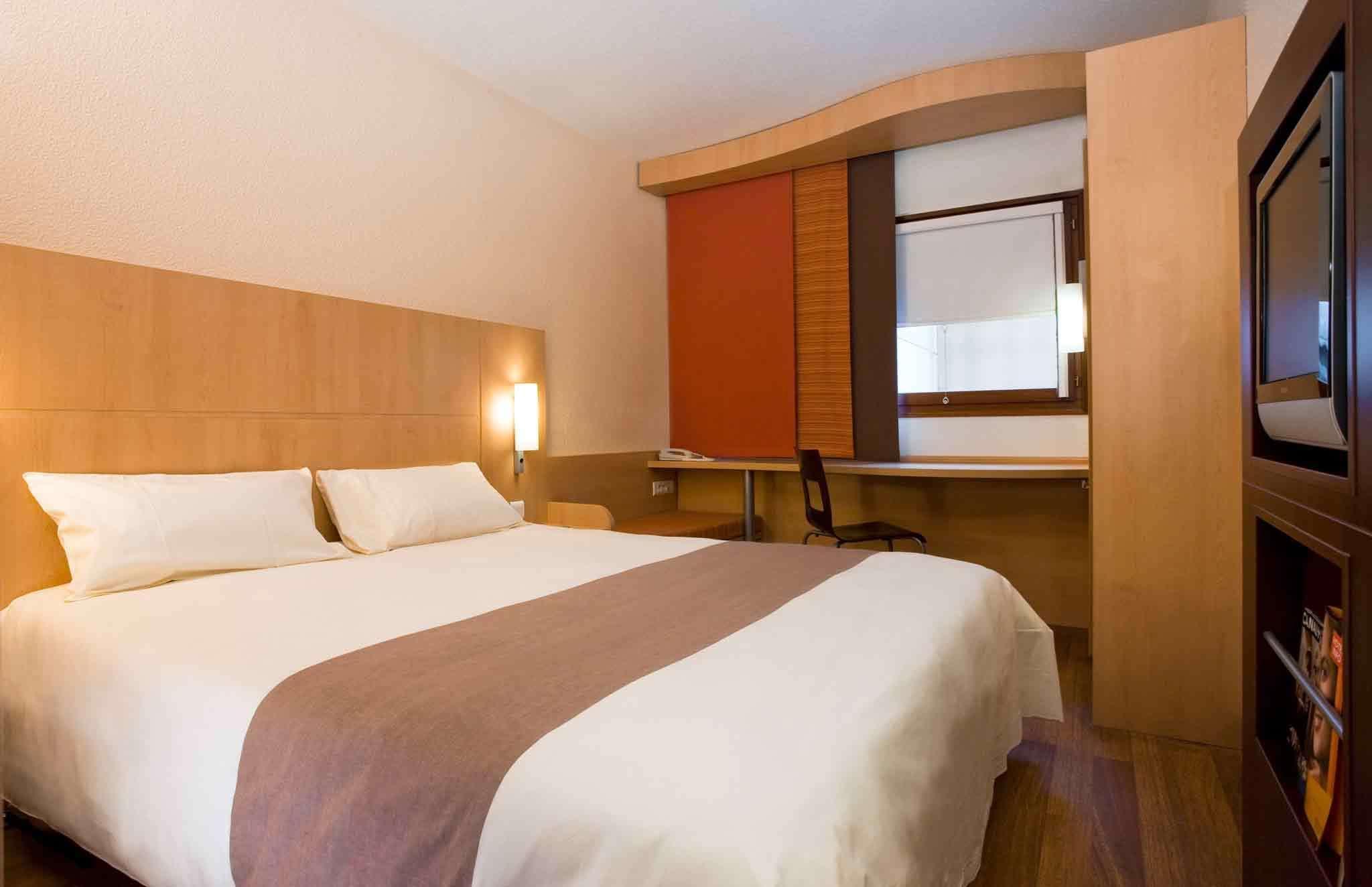 Ibis Tianjin Teda Hotel Buitenkant foto