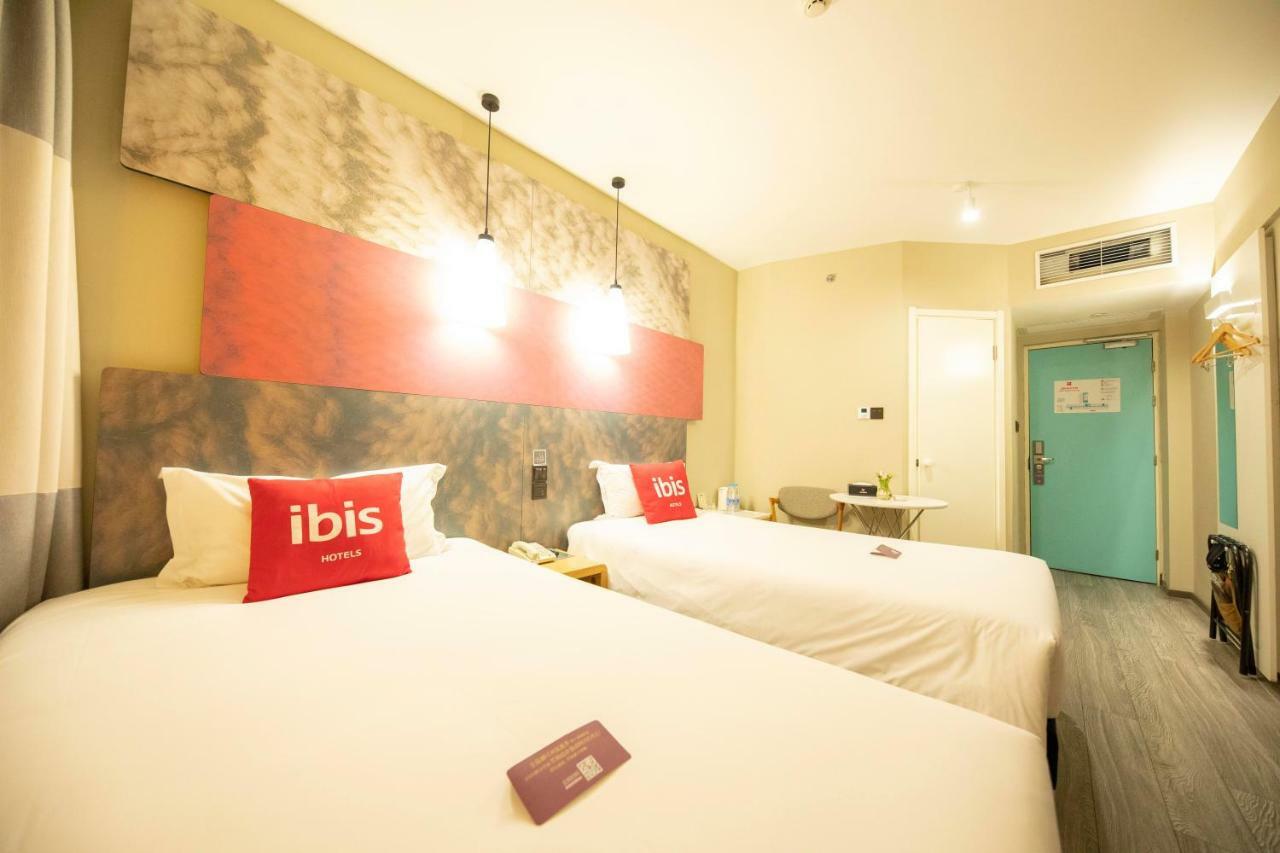 Ibis Tianjin Teda Hotel Buitenkant foto